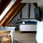אורחן Waldvogel Ferienzimmer Klimatisiert *