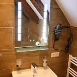 Waldvogel Ferienzimmer Klimatisiert אימנשטאדט אם בודנזה