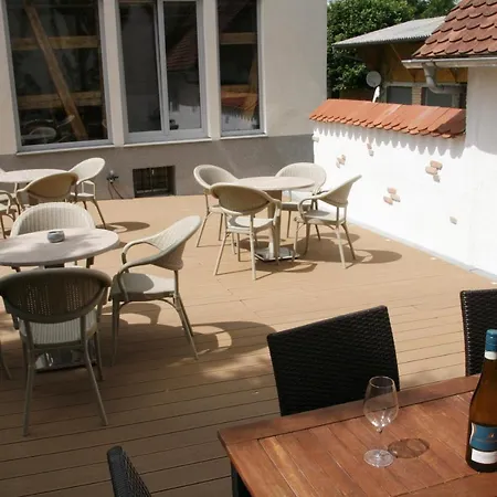 Waldvogel Ferienzimmer Klimatisiert Han/Misafirhane *