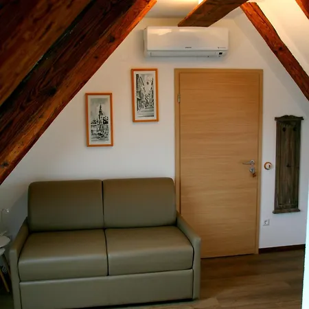 Inn Waldvogel Ferienzimmer Klimatisiert *