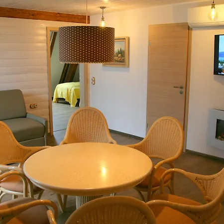 Inn Waldvogel Ferienzimmer Klimatisiert