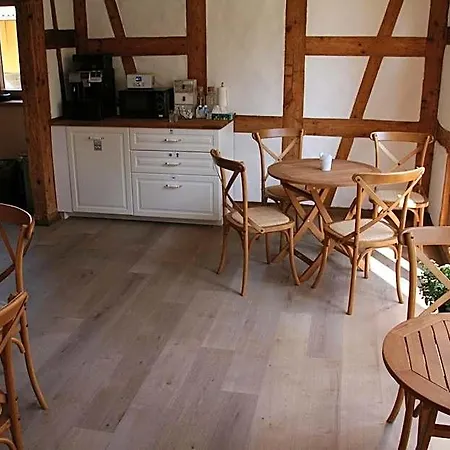 Waldvogel Klimatisiert Fogadó